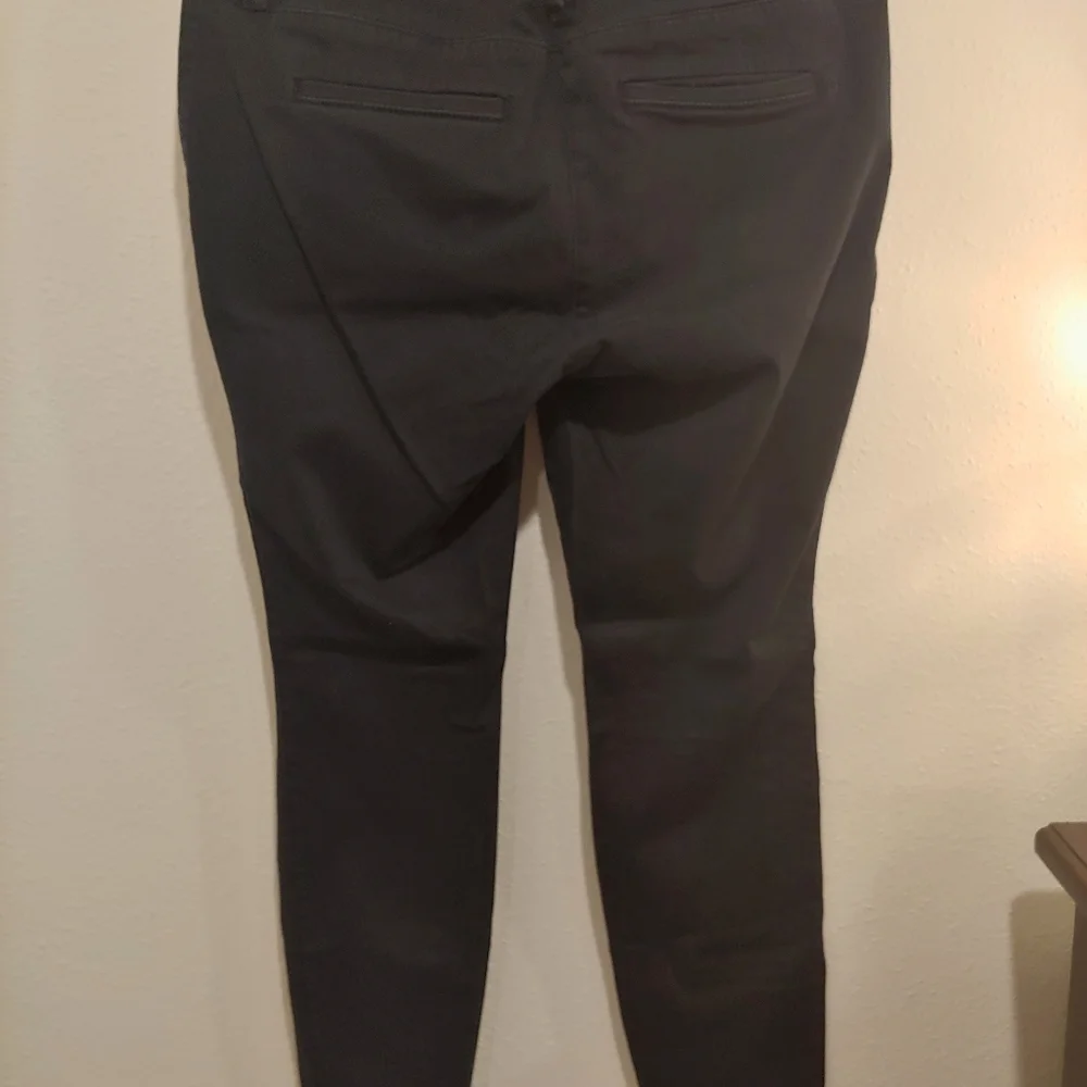 Loft Marisa Cut Ankle Skinny Pants Size 8 Petite Black - Picture 9 of 10